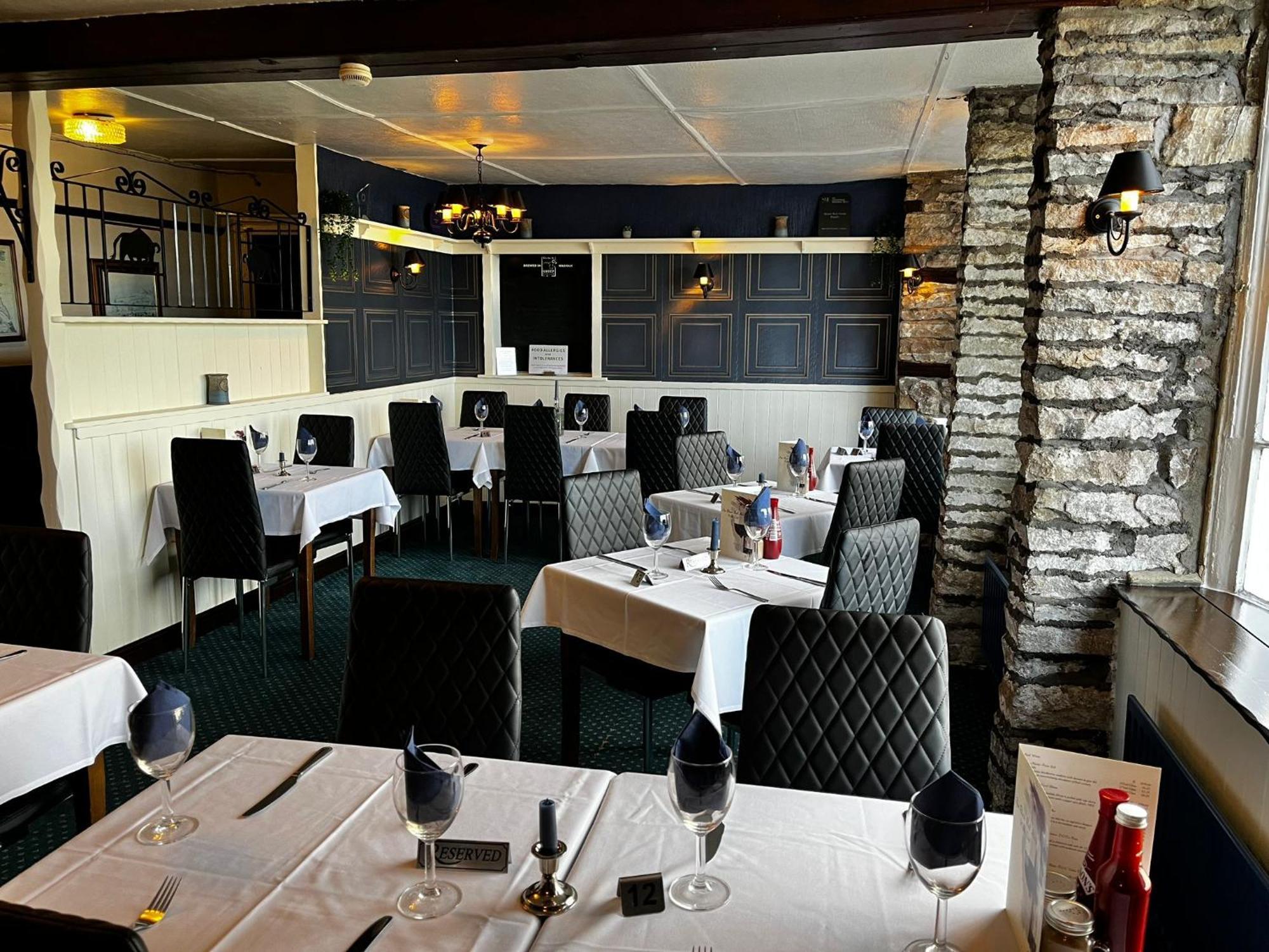 Black Bull Hotel Reeth Exterior photo